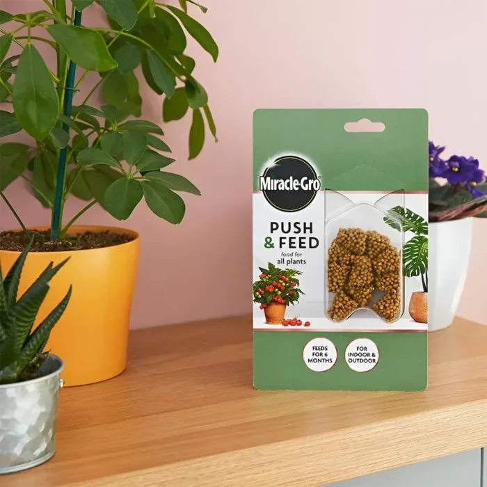 miracle gro push & feed